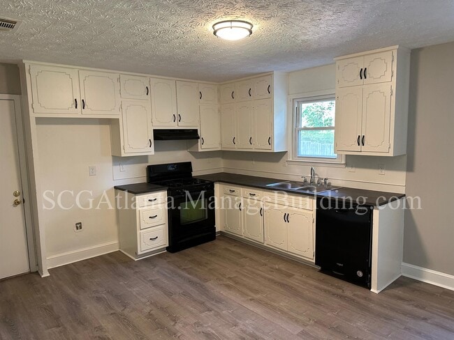 Photo - 972 Walnut Creek Ln