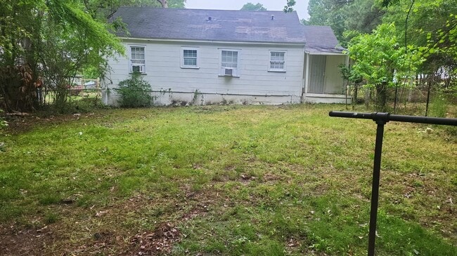 Photo - 1830 Westover St