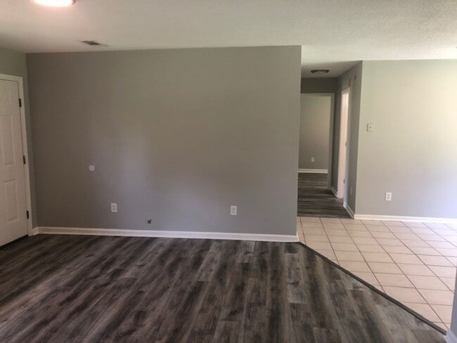 Photo - Renovated 4 Bedroom 2 Bath Home for Rent!!