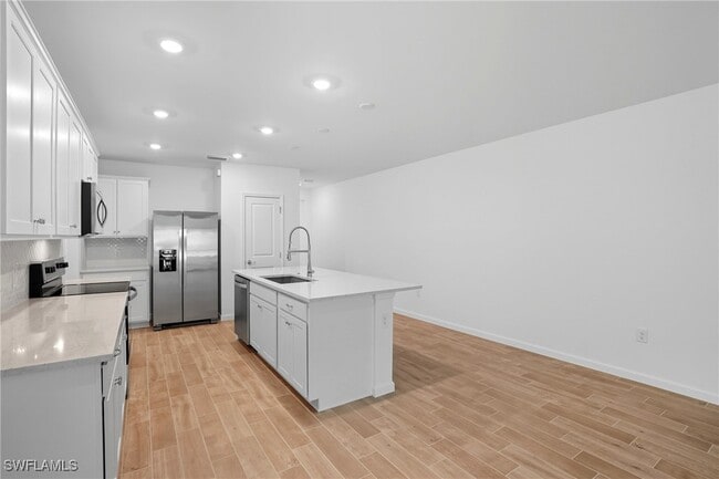 Photo - 27881 Radiant Ct
