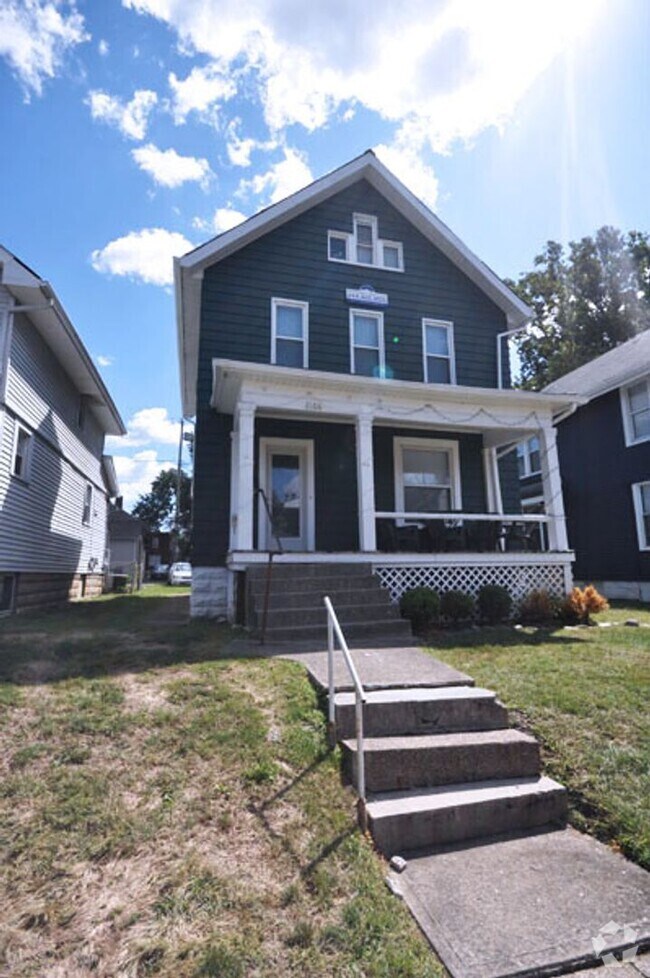 Building Photo - 2166 Indianola Ave Rental