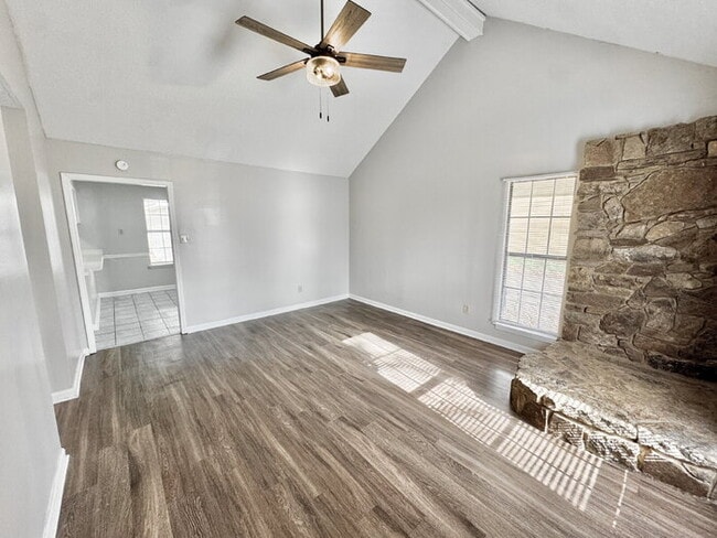 Photo - 7312 Countryside Road