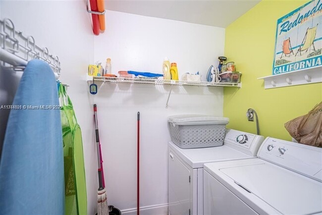 Photo - 1245 SW 46th Ave