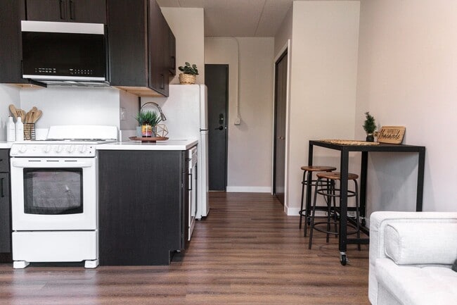 Photo - Furnished Apartments with flexible lease terms and unbeatable building amenities.