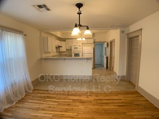 Photo - 300 Promise Wy