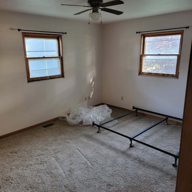 Photo - 205 Grape St