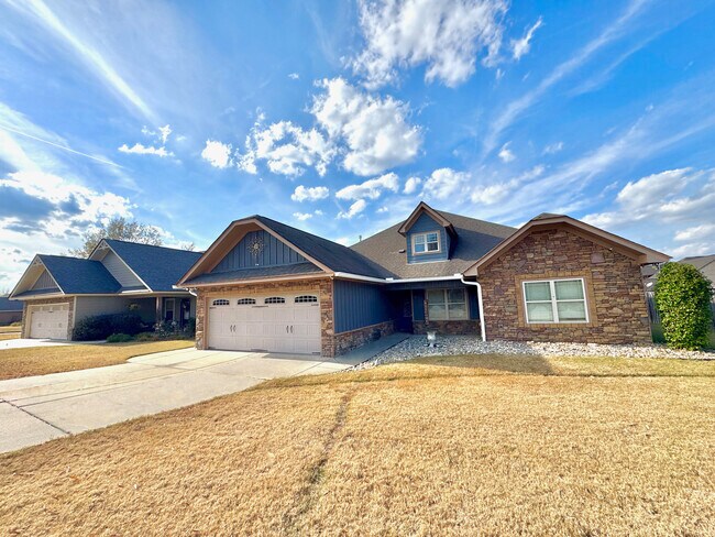 Photo - 61 Boulder Dr