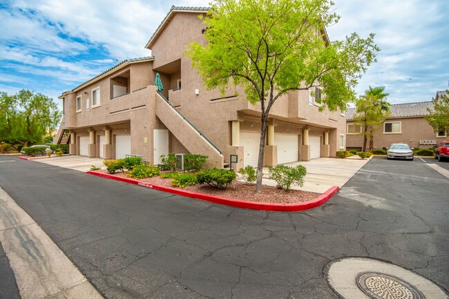 GATED SUMMERLIN CONDO/COMMUNITY POOL/SPA/ ... - GATED SUMMERLIN CONDO/COMMUNITY POOL/SPA/ ...