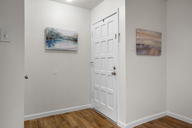 Photo - 2808 Escada Dr Unit 107R