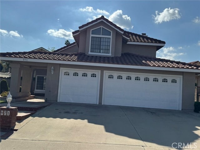 Photo - 971 Longview Dr