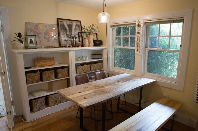 Photo - 917 Shattuck Ave Unit Lower