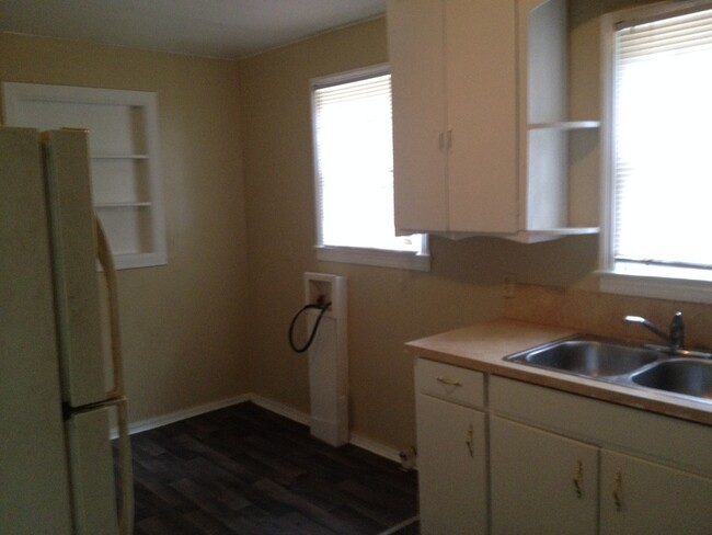 **UPCOMING**Two Bedroom / One Bathroom Hom... - **UPCOMING**Two Bedroom / One Bathroom Hom... Casa