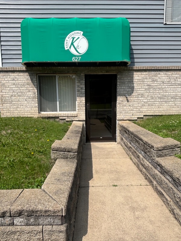 Photo - 627 5th Ave S Unit 202