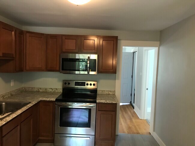 249 Church St Unit 3