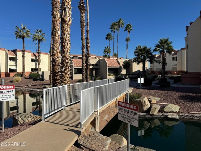 Photo - 12123 W Bell Rd Unidad 164