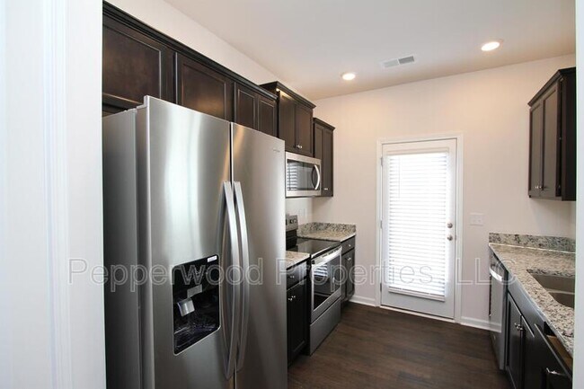 Photo - 1317 Wunder Way