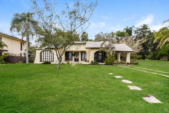 Photo - Charming 3 Bedroom, 1 Bathroom house on the Indian River!