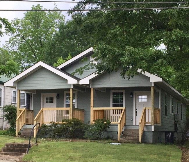 Photo - 1709 Oxmoor Rd