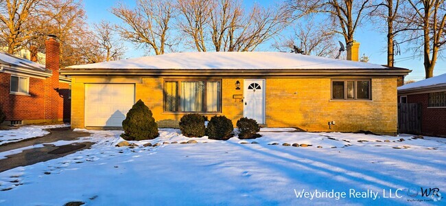 Building Photo - 5616 Sunnywoods Ln Rental