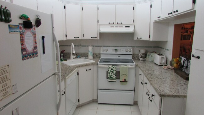 Photo - 2699 Pine Ridge Way E Unidad G