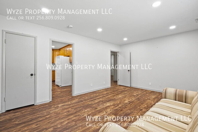 Photo - 107 Dawn Ave SE