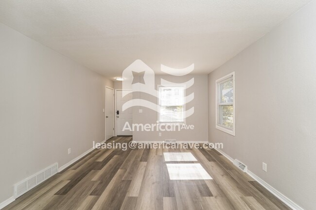 Photo - 1513 Geneva St