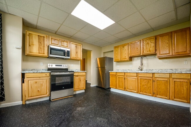 Photo - 92 High St Unit 3W