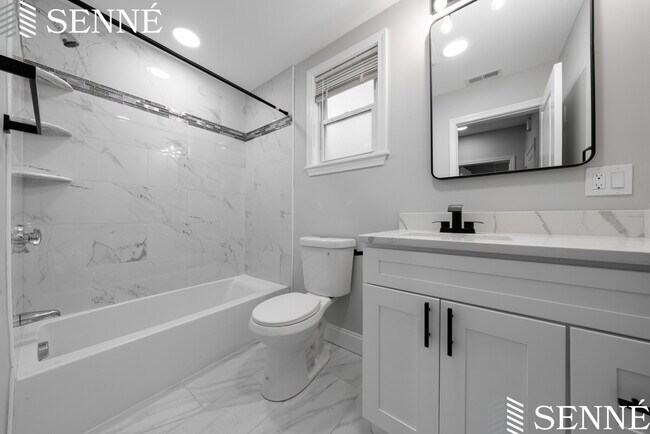 Photo - 21 Madison Ave Unidad 3