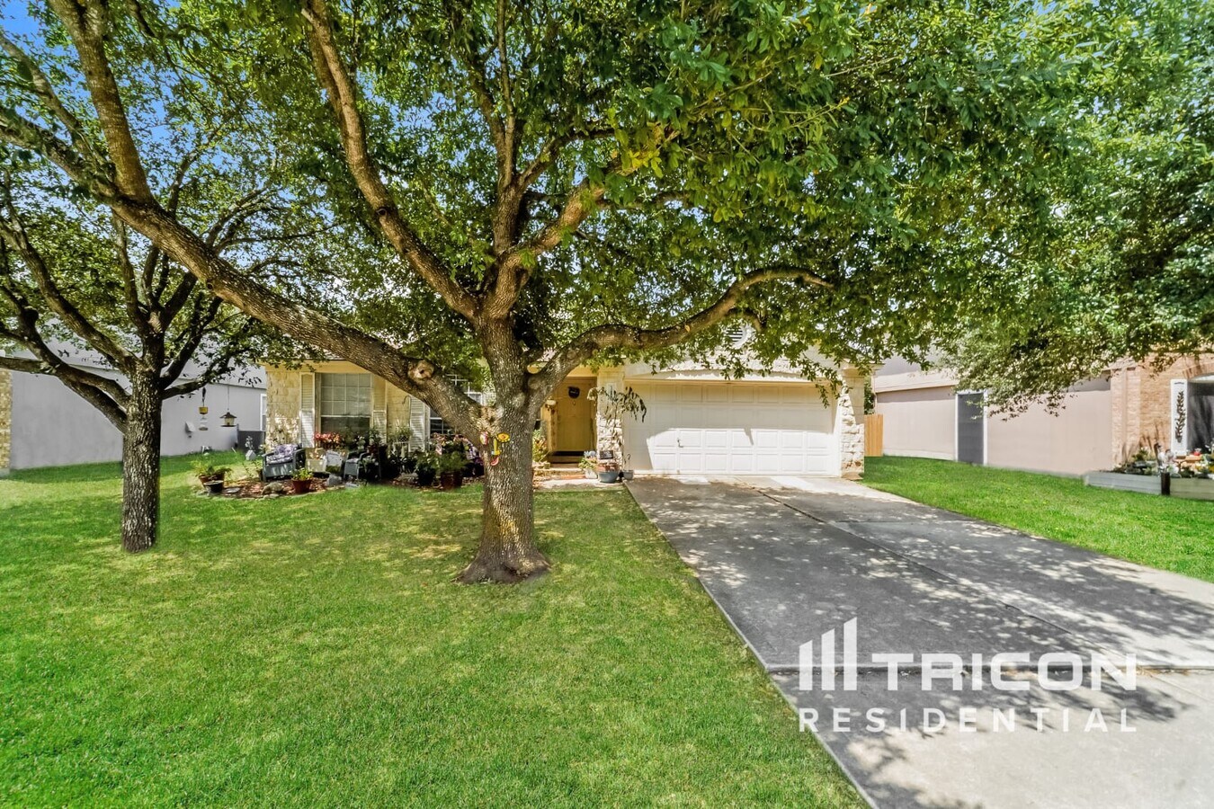 Photo - 310 Masonwood Dr House