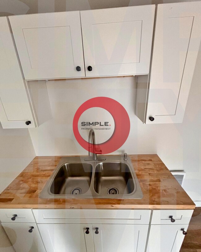 Photo - 121 S 12th St Unidad Apartment B