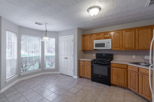 Photo - 4931 Tealgate Dr