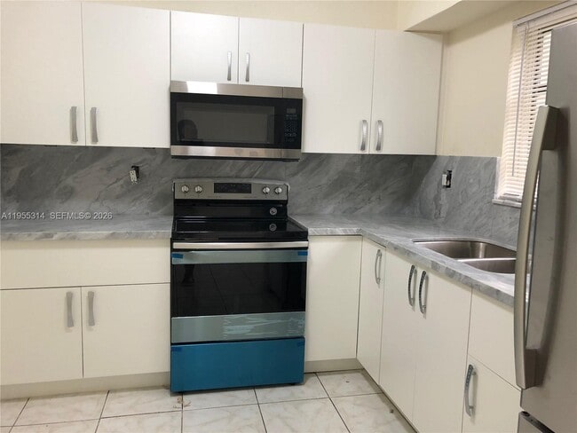 Photo - 2450 NE 188th St Unit 2456