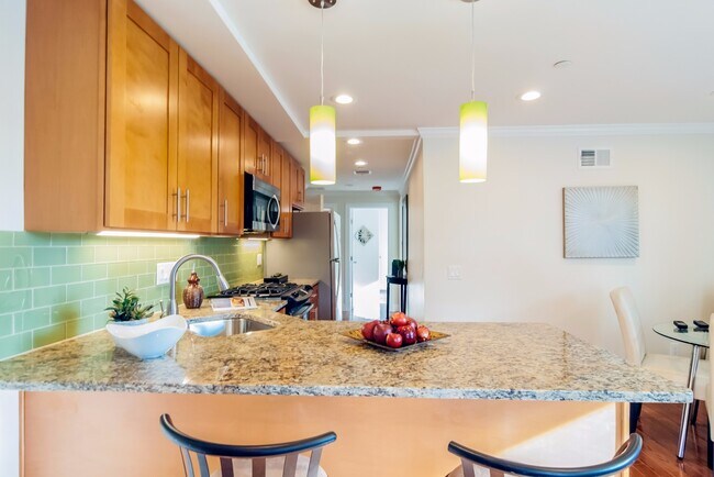 Photo - 106 Maverick St Unidad 1