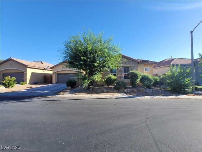Building Photo - 9338 Wilderness Glen Ave Rental