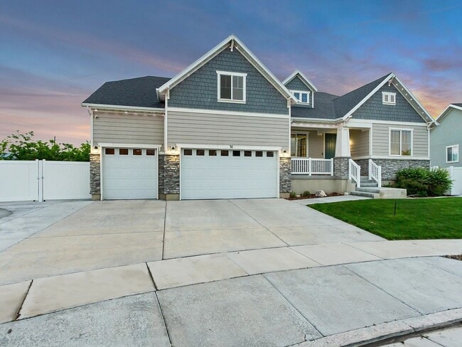 Photo - 3 Bedroom 2.5 Bathroom Home in Lehi!