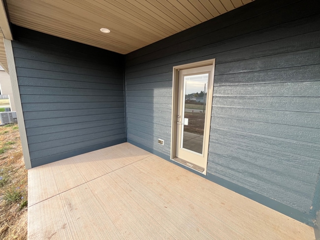 2212 Quartzite Dr