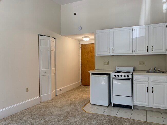 Photo - 1223 Beacon St Unit 105