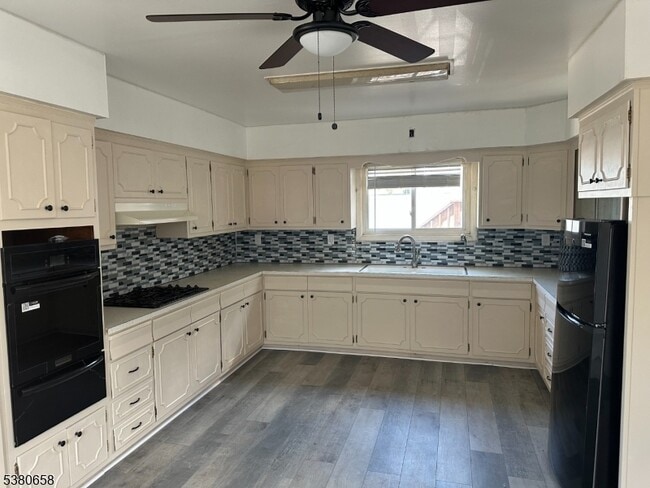 Photo - 296 Preakness Ave