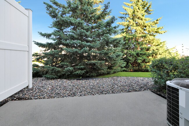 Photo - 17397 Glacier Way