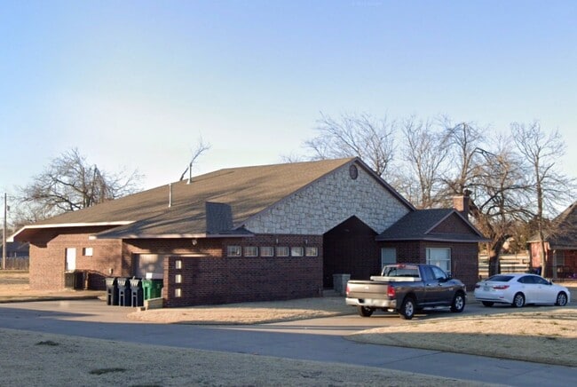 Photo - 529 N Fonshill Ave