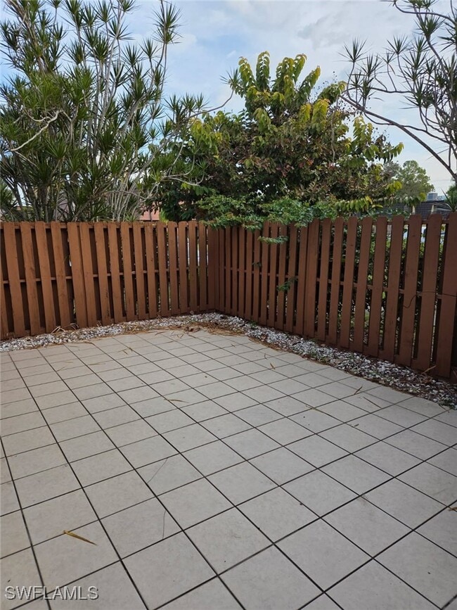 Building Photo - 12356 Woodrose Ct Unit 4