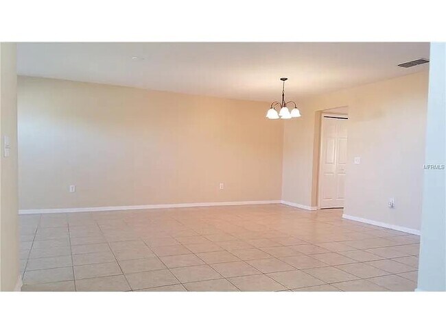 Photo - 34 Andora Ct