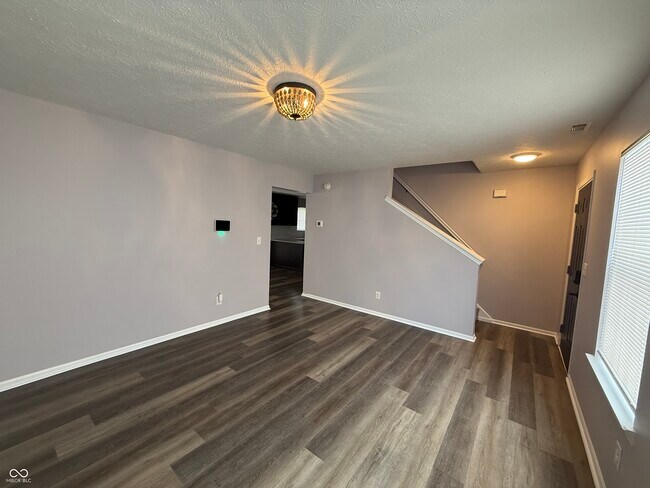 Photo - 5643 Imperial Woods Cir