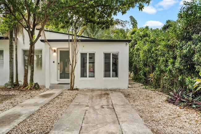 Photo - 750 NW 83rd Terrace