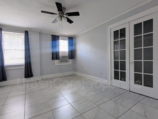 Photo - 360 13th Ave NE Unit #22
