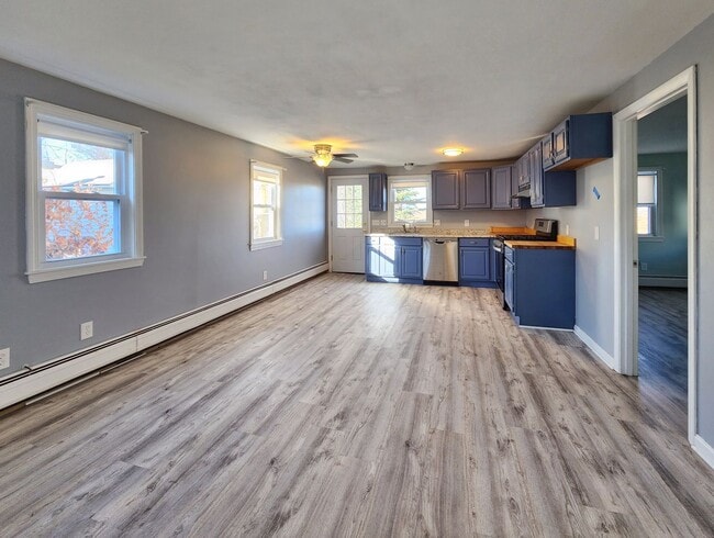 Photo - 46 Flint St Unit R