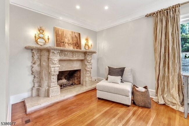 Photo - 65 S Mountain Ave