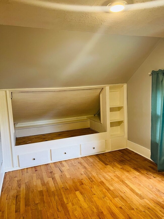 Photo - Discover Timeless Charm: Enchanting Historic Home in a Picturesque Small Town