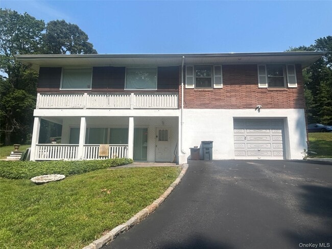 40 Maplewood Dr