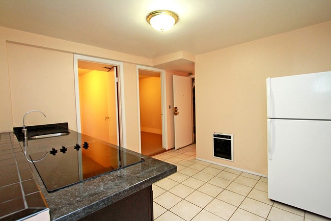 Photo - 886 44th Ave Unit 886a